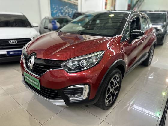 RENAULT CAPTUR 2.0 16V HI-FLEX BOSE AUTOMÁTICO RENAULT CAPTUR 2.0 16V HI-FLEX BOSE AUTOMÁTICO